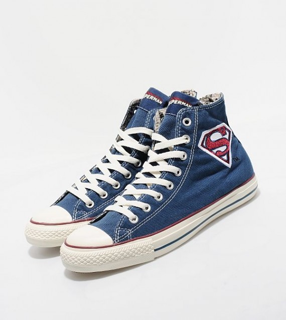 superman-chuck-taylor-2