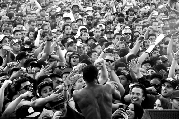 Paid Dues Crowd