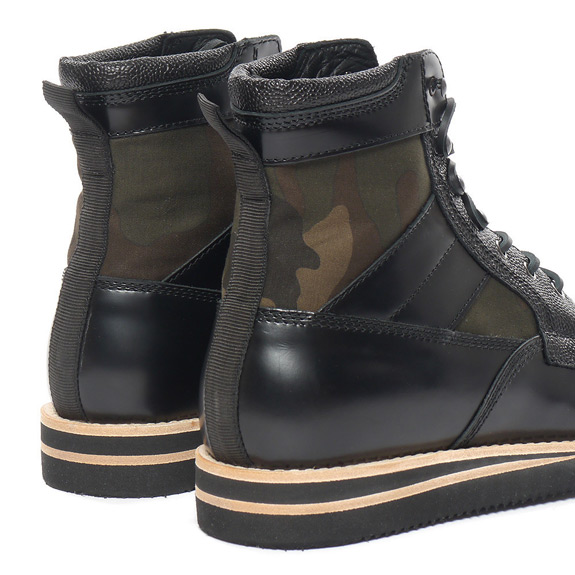 BePostitive Army Boot Black 1