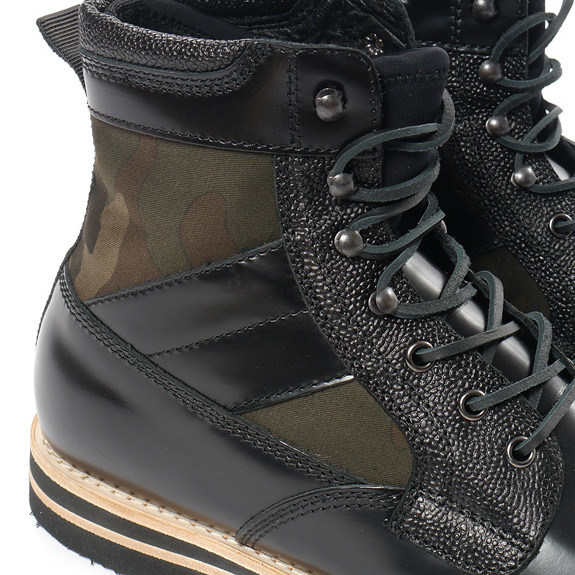 BePostitive Army Boot Black 2