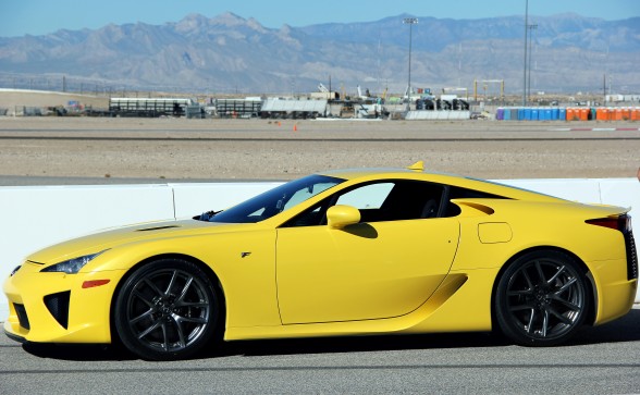 Lexus F Sport LFA