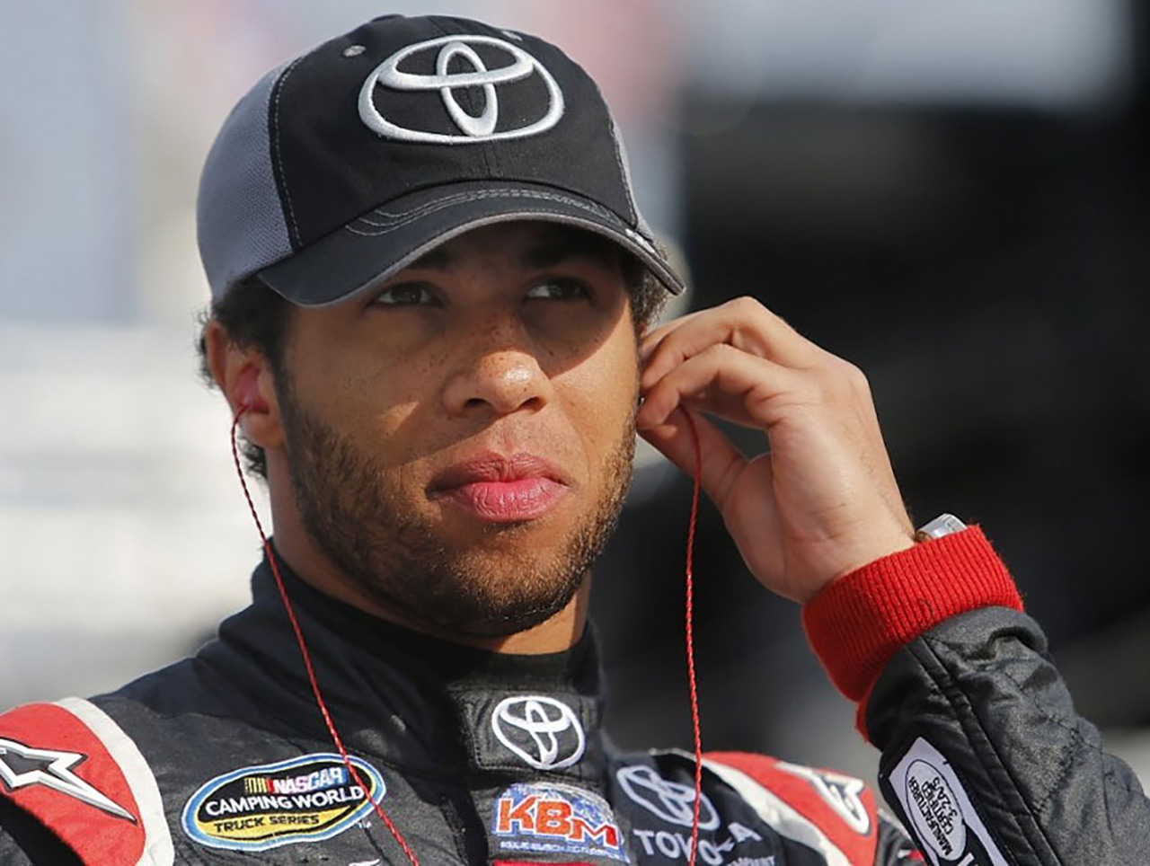 Даррелл д силва. Bubba Wallace. Дэррел Фетти. NASCAR Мем.