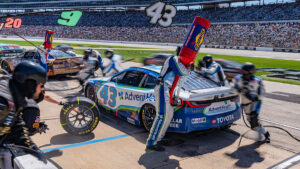 Sunday NASCAR Cup Texas DSC02157