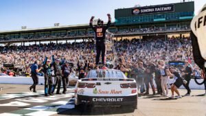 NASCAR Cup Sonoma 0308 DSC08309