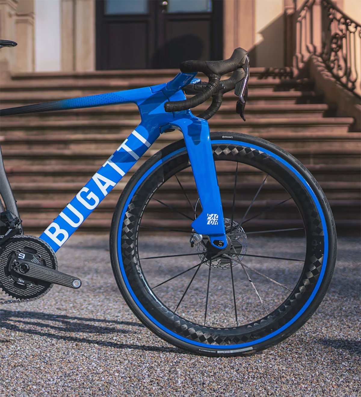 Studio Bugatti Factor ONE Red 2