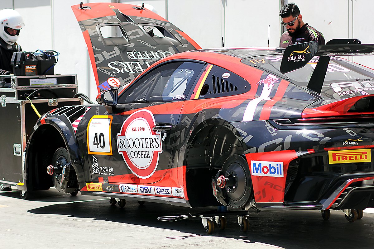 Grand Prix Long Beach Acura 10